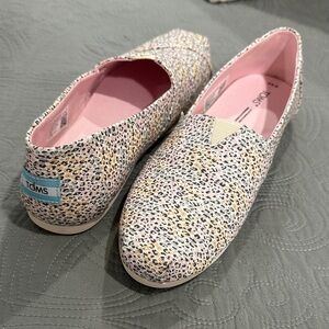 TOMS Pastel Leopard Slip-On Flats in Pink, Yellow, Black